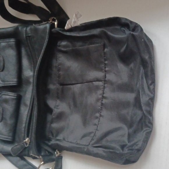 4/$30 Black Crossbody Purse - Medium Size - Picture 5 of 10